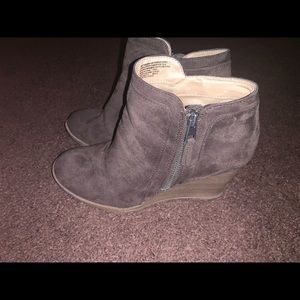Brown wedge boots
